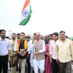 केंद्रीय मंत्री शिवराज सिंह चौहान संग निखिल रिछारिया ने लगाया पौधा, अनोखे अंदाज में मनाया 32वां जन्मदिन